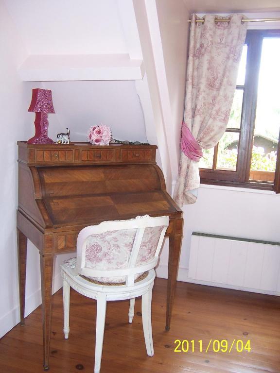 Aux Marguerites Villa Sainte-Genevieve-les-Gasny Værelse billede